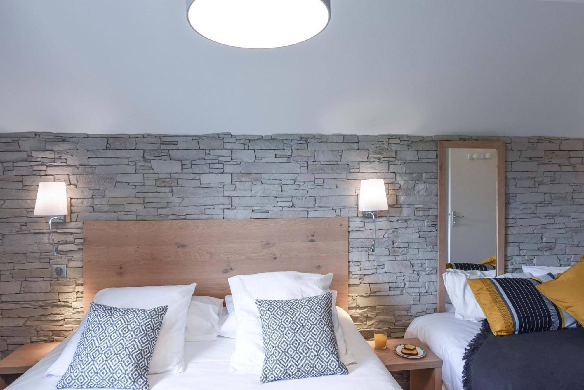 Logis Auberge Du Relais - Hotel & Restaurant Berenx Екстериор снимка