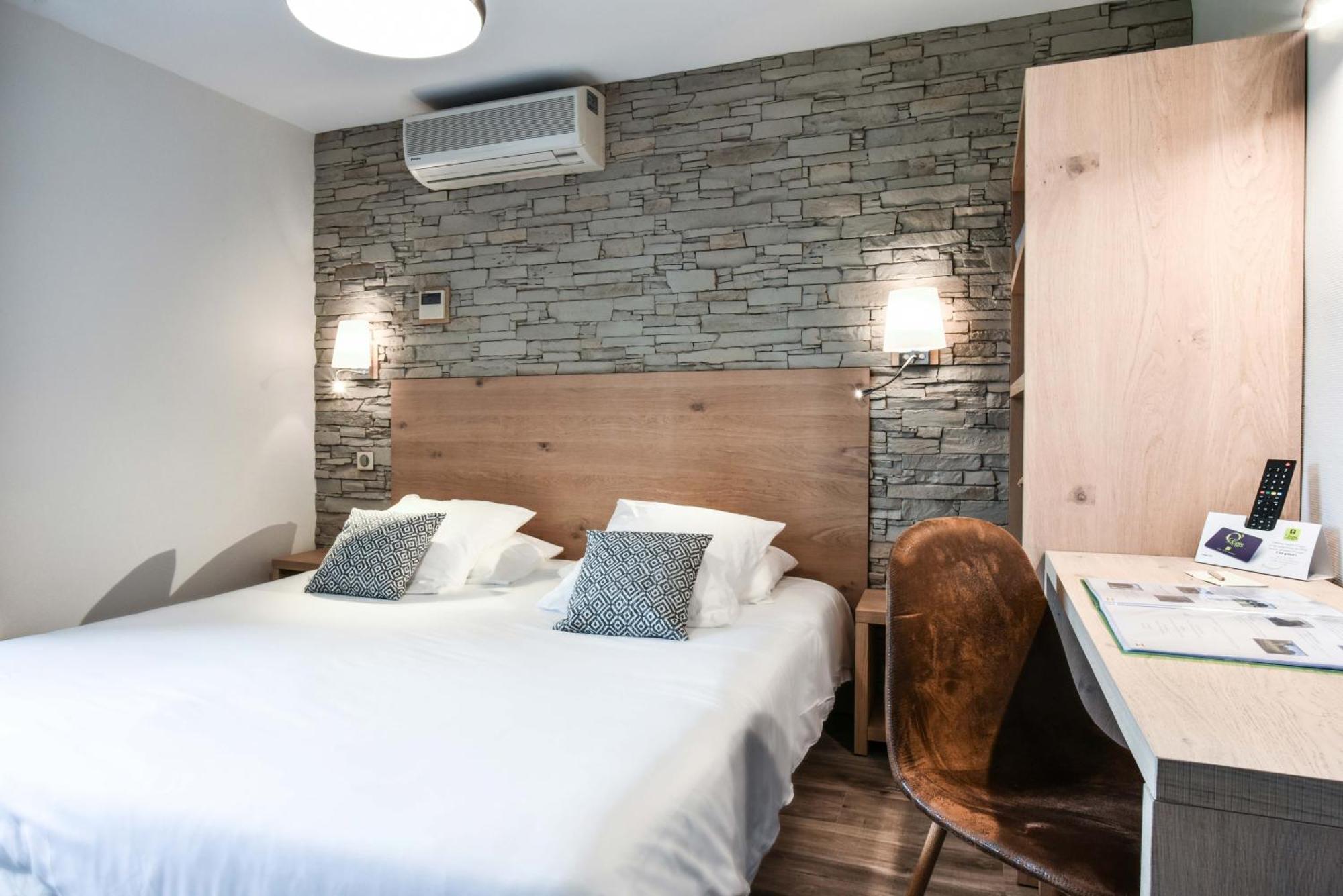 Logis Auberge Du Relais - Hotel & Restaurant Berenx Екстериор снимка
