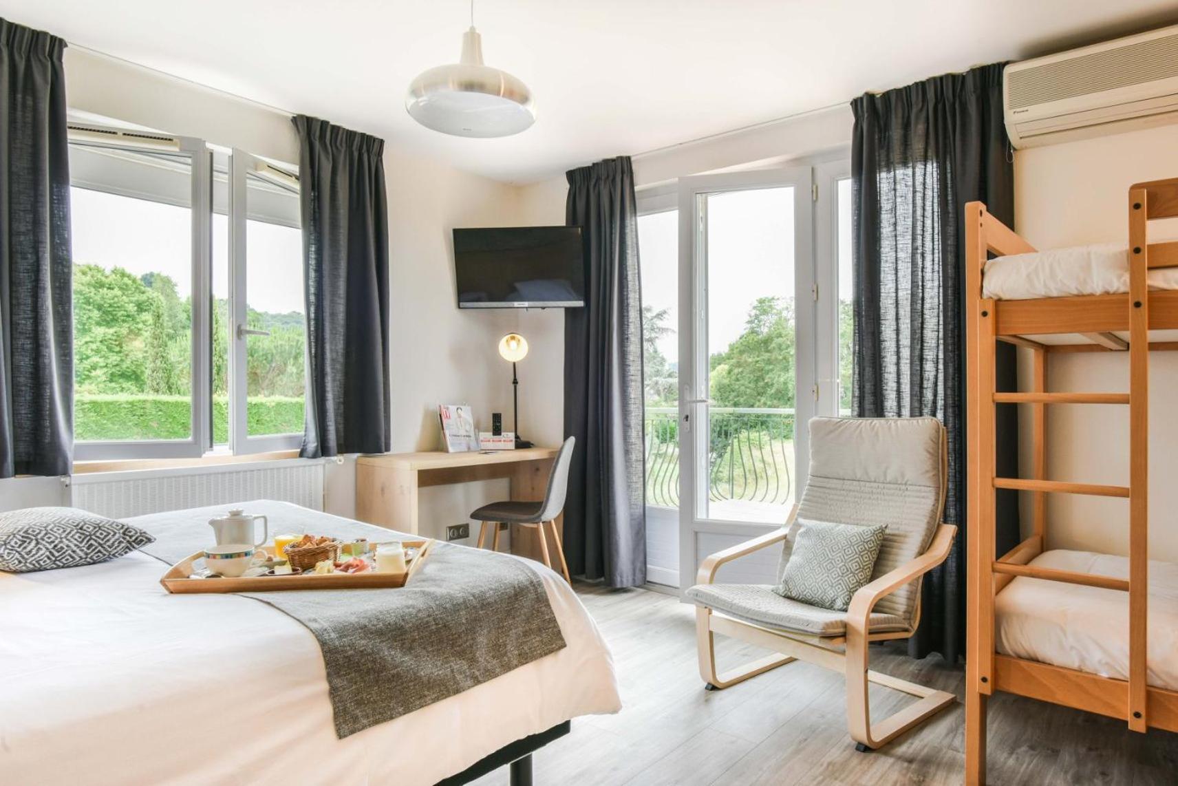 Logis Auberge Du Relais - Hotel & Restaurant Berenx Стая снимка