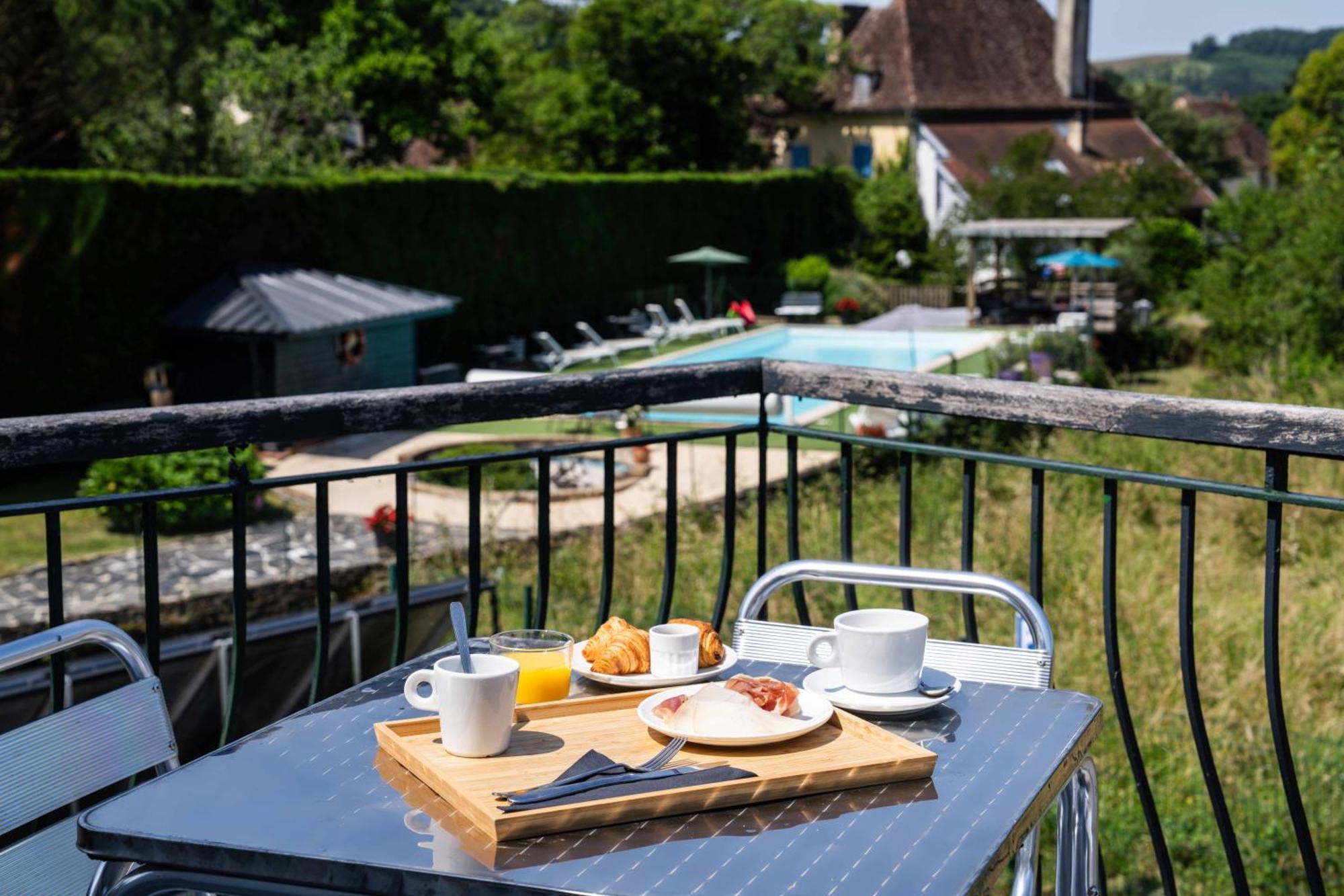 Logis Auberge Du Relais - Hotel & Restaurant Berenx Екстериор снимка
