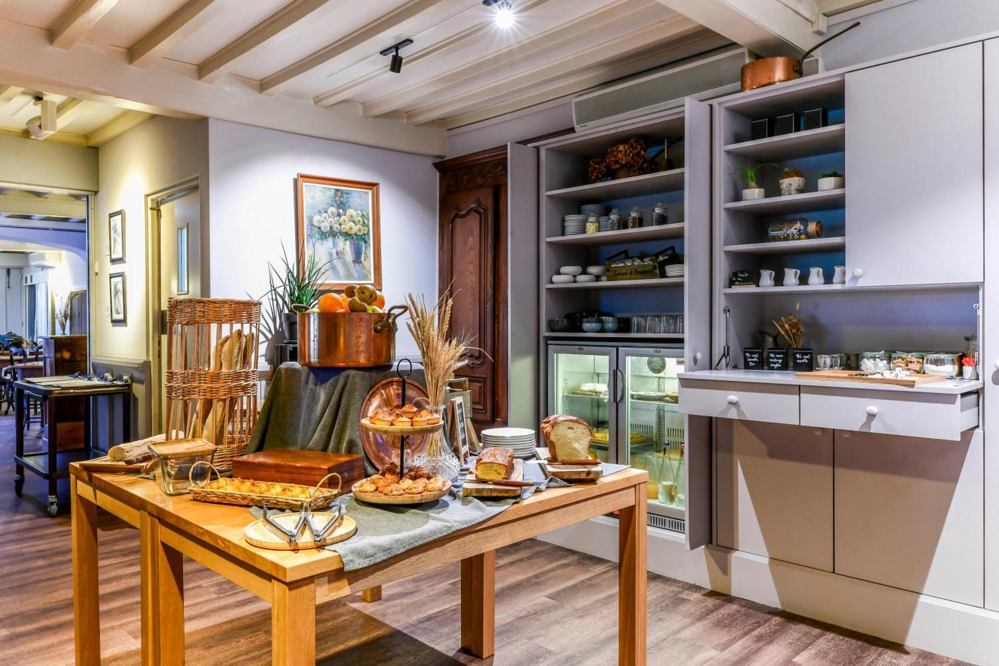 Logis Auberge Du Relais - Hotel & Restaurant Berenx Екстериор снимка